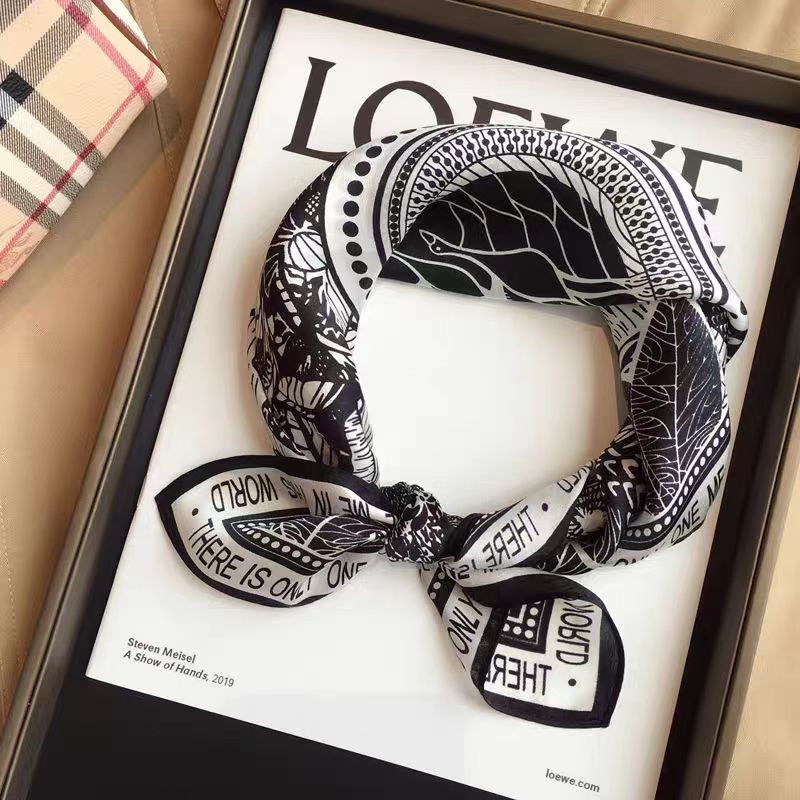 High-end Ladies' Small Square Handkerchief