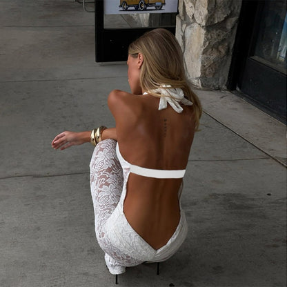Eleganter Damen Spitzen-Jumpsuit in Weiß – Rückenfreies Design mit Cut-outs – Luxuriöser Einteiler für besondere Anlässe