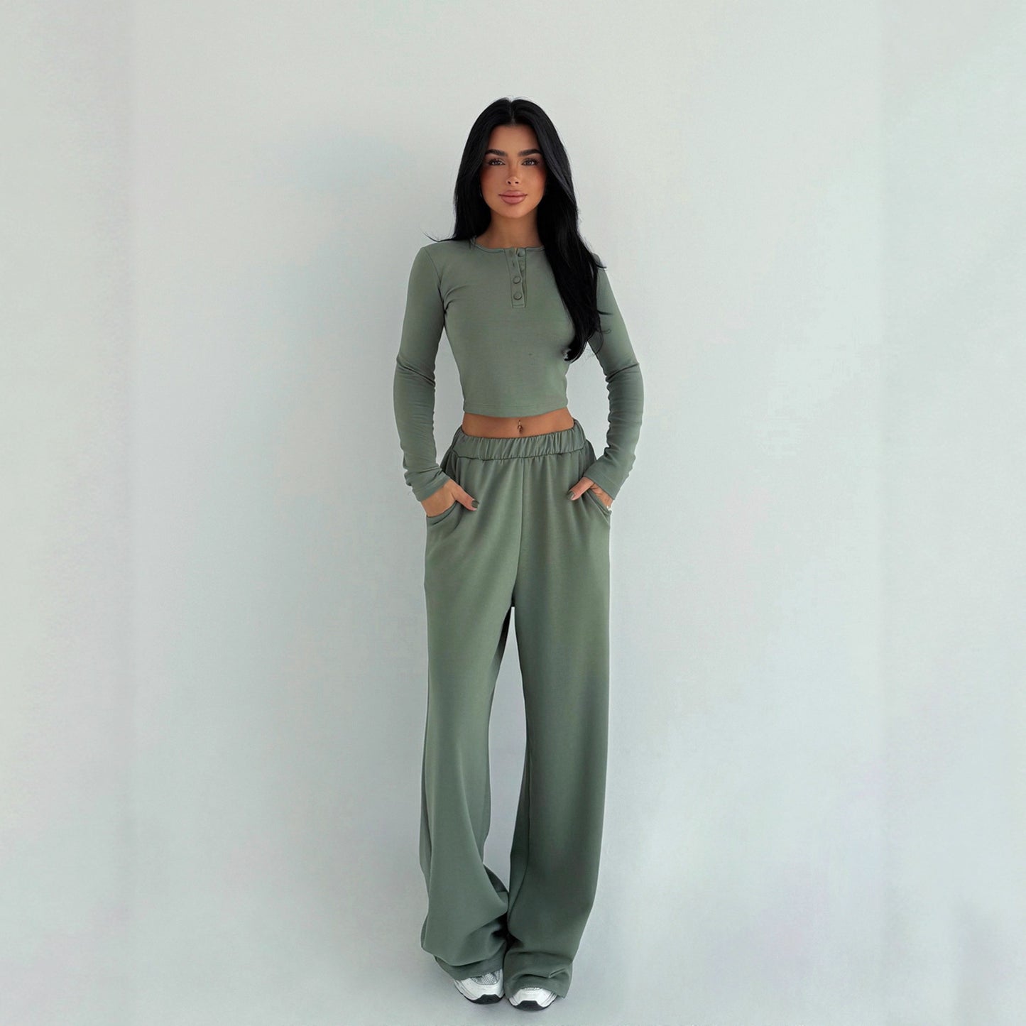 Women's Solid-color Casual Crew-neck Button-up Long-sleeve Top And Trousers