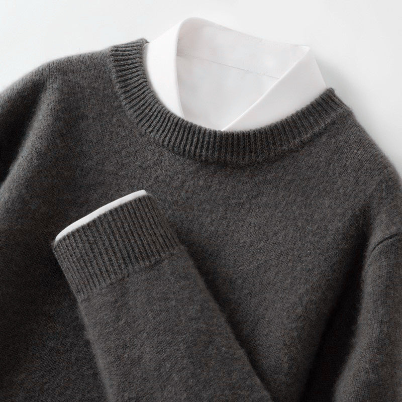 High-end Men's Round Neck Solid Color Sweater