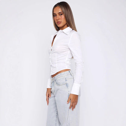 Damen Longsleeve in strahlendem Weiß – Eleganter Commuter-Style – Figurbetonte Slim-Fit Passform