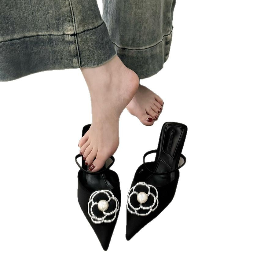 Spitze High-Heel Mules mit Blumen-Applikation