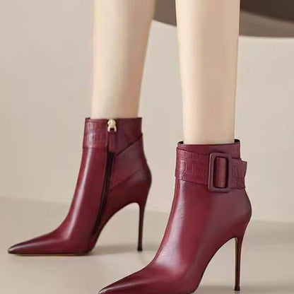 Spitze Stiletto-Ankle-Boots mit Gürtel-Detail