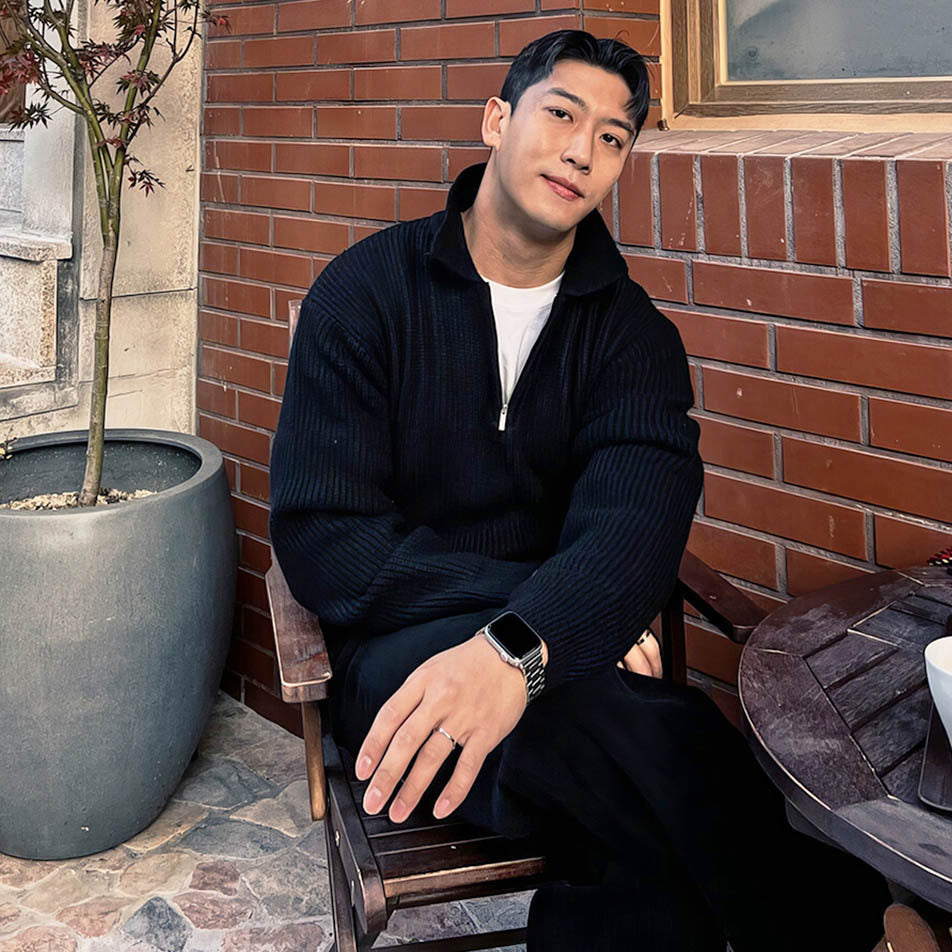 Gestrickte Herren-Dreh-Down-Kragen-Halb-Reißverschluss-Licht Luxusjacke