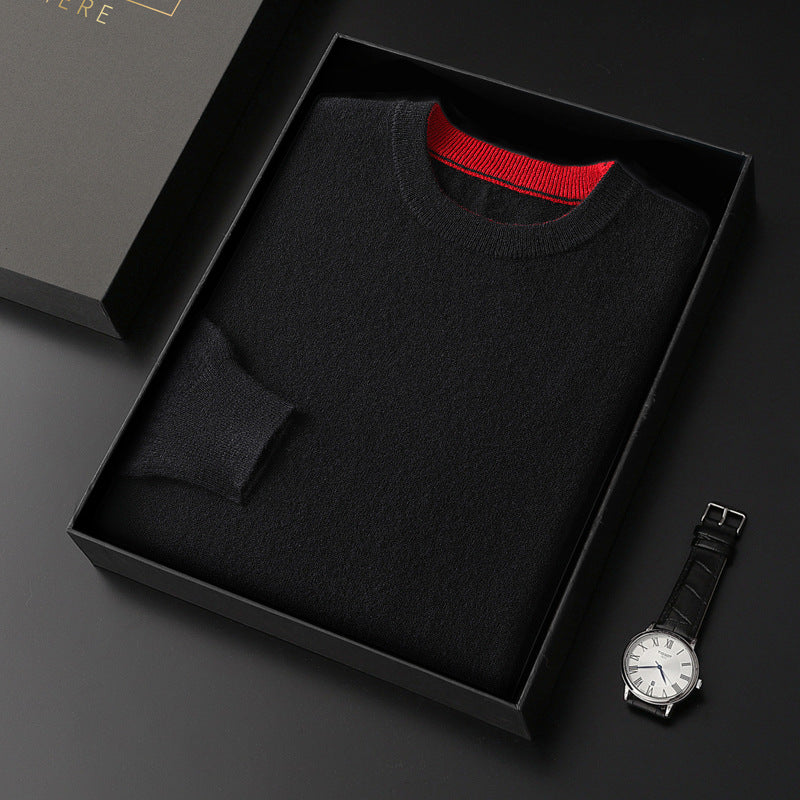 Strickverdickter Pullover mit Rundhalsausschnitt