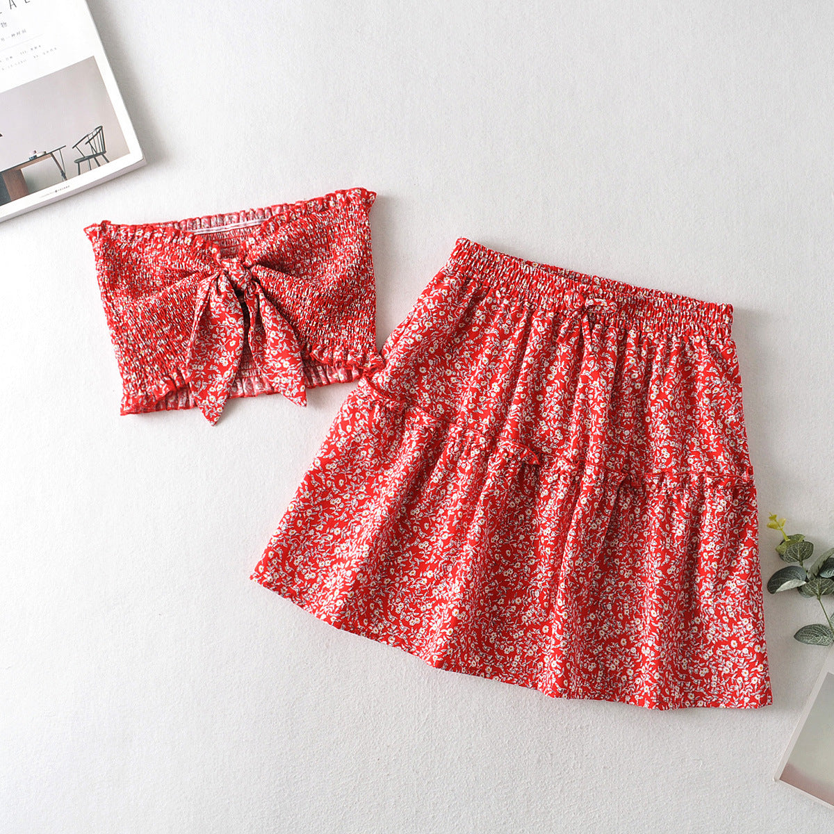 Women's New Patchwork Skirt With Wave Edge And Small Floral Pattern